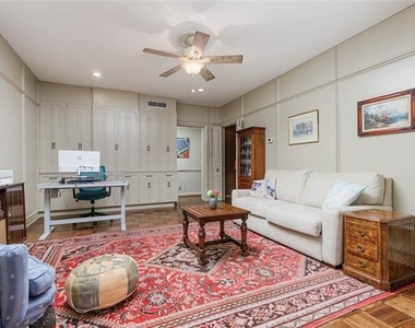 6126 Averill Way - Photo Thumbnail 9