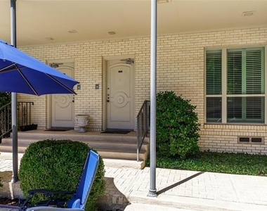 6126 Averill Way - Photo Thumbnail 31