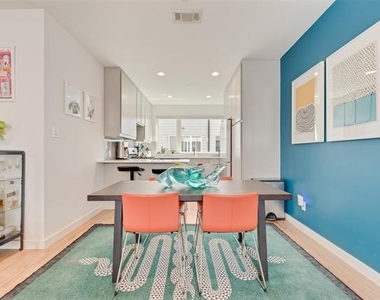 4705 Bryan Street - Photo Thumbnail 8