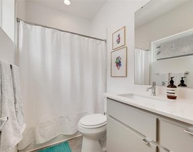 4705 Bryan Street - Photo Thumbnail 21