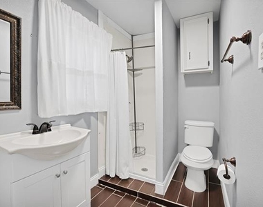 209 N Texas Street - Photo Thumbnail 26