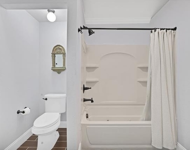 209 N Texas Street - Photo Thumbnail 24