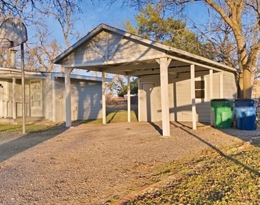 209 N Texas Street - Photo Thumbnail 5