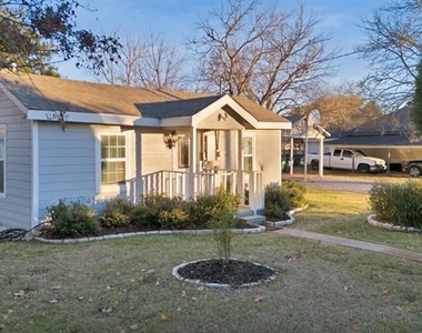 209 N Texas Street - Photo Thumbnail 1