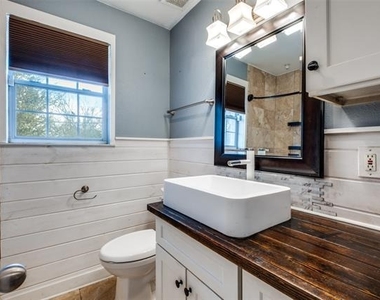 4703 Bradford Drive - Photo Thumbnail 11