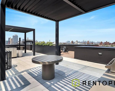 1010 Pacific Street - Photo Thumbnail 9