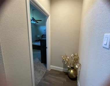 1100 Whispering Hill Drive - Photo Thumbnail 26