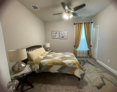1100 Whispering Hill Drive - Photo Thumbnail 18