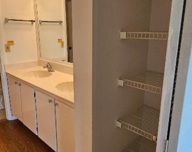 7879 Willow Spring Drive - Photo Thumbnail 8