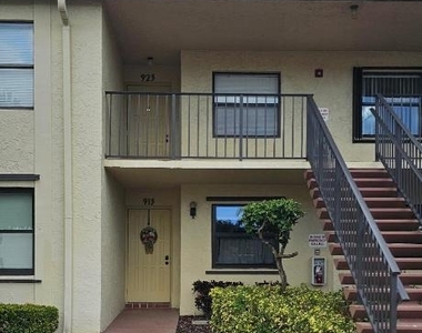 7879 Willow Spring Drive - Photo Thumbnail 18