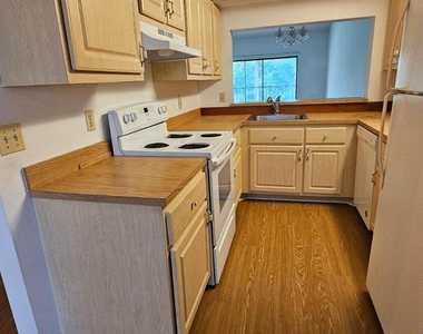 7879 Willow Spring Drive - Photo Thumbnail 2
