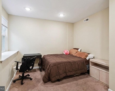 1611 N 17th Street - Photo Thumbnail 13