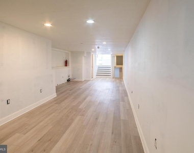 2504 S Broad Street - Photo Thumbnail 7