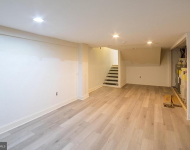 2504 S Broad Street - Photo Thumbnail 9
