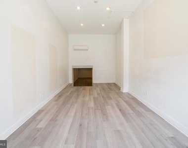 2504 S Broad Street - Photo Thumbnail 5