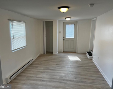 484 Harrison Avenue - Photo Thumbnail 2