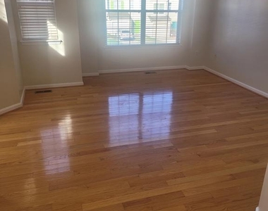 13173 Ripon Place - Photo Thumbnail 2