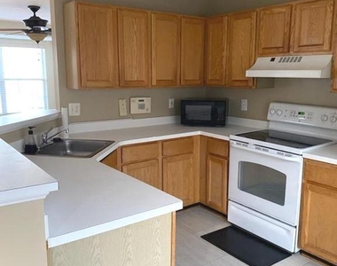 13173 Ripon Place - Photo Thumbnail 7
