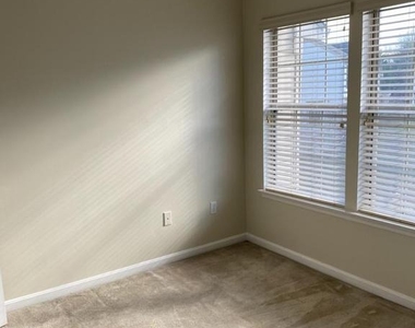 13173 Ripon Place - Photo Thumbnail 8