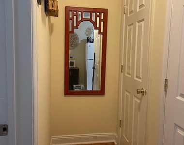 101 Wayne Place Se - Photo Thumbnail 1