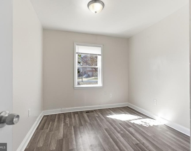 101 Wayne Place Se - Photo Thumbnail 8