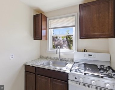 101 Wayne Place Se - Photo Thumbnail 4