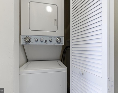 101 Wayne Place Se - Photo Thumbnail 11