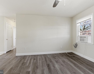 101 Wayne Place Se - Photo Thumbnail 2