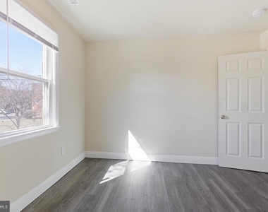 101 Wayne Place Se - Photo Thumbnail 7