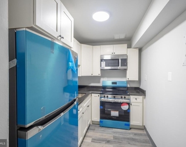 1300 Morris Road Se - Photo Thumbnail 11