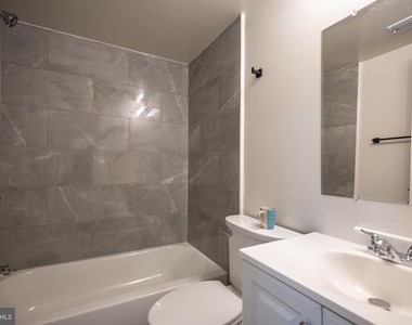 1300 Morris Road Se - Photo Thumbnail 10