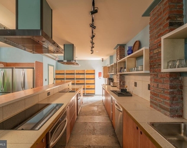 711 G Street Se - Photo Thumbnail 21