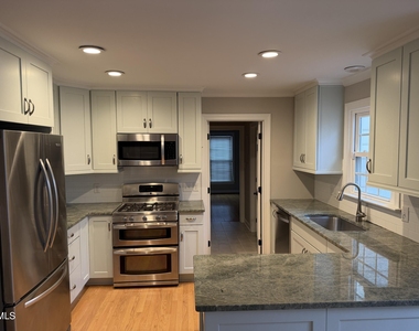 7824 Hardwick Drive - Photo Thumbnail 10