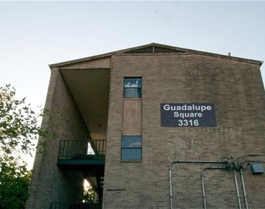 3316 Guadalupe St - Photo Thumbnail 7