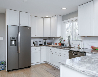 3309 York Road - Photo Thumbnail 4