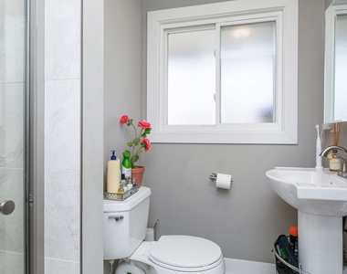 3309 York Road - Photo Thumbnail 13