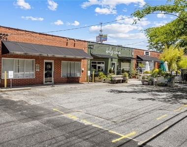 2067 Telfair Circle - Photo Thumbnail 22