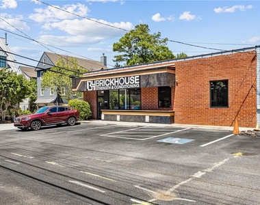 2067 Telfair Circle - Photo Thumbnail 23