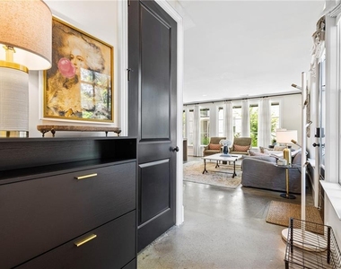2067 Telfair Circle - Photo Thumbnail 17