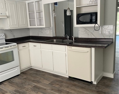 2828 Jackson Street - Photo Thumbnail 19