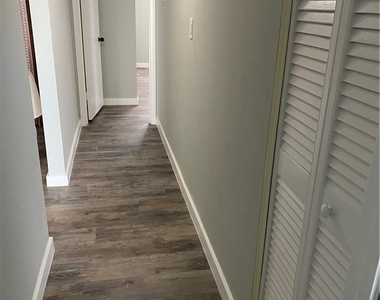 2828 Jackson Street - Photo Thumbnail 17