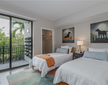 9920 Portofino Vineyards Circle - Photo Thumbnail 12
