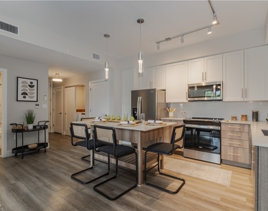 9920 Portofino Vineyards Circle - Photo Thumbnail 5