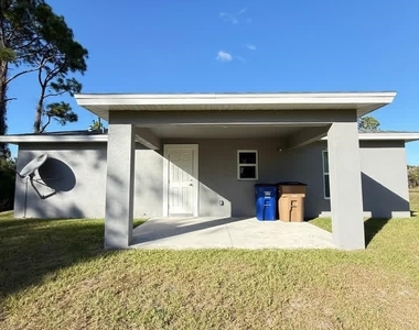 575 Oakshire Lane - Photo Thumbnail 1