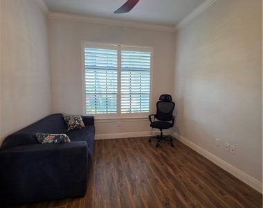 1255 Nw 38th Avenue - Photo Thumbnail 45