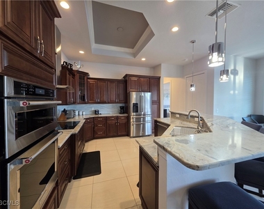 1255 Nw 38th Avenue - Photo Thumbnail 25
