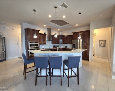 1255 Nw 38th Avenue - Photo Thumbnail 21
