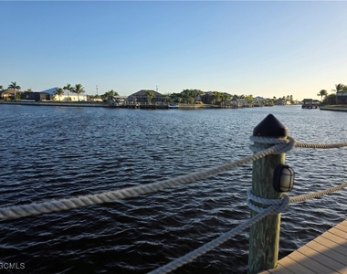 1255 Nw 38th Avenue - Photo Thumbnail 15