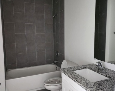 2431 Lola Avenue S - Photo Thumbnail 3