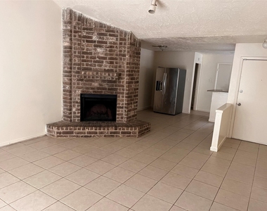 5415 Ridgemont Place - Photo Thumbnail 3